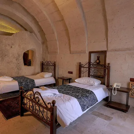 Century Cave Hotel 2*