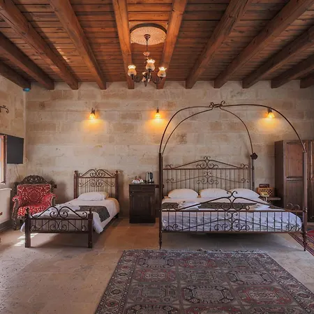 Hotel Century Cave