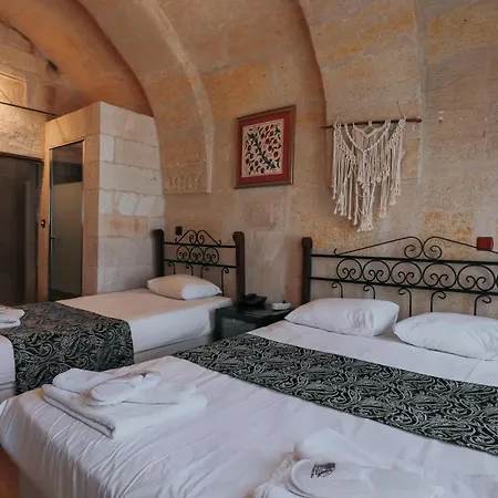 Century Cave Hotel 2*