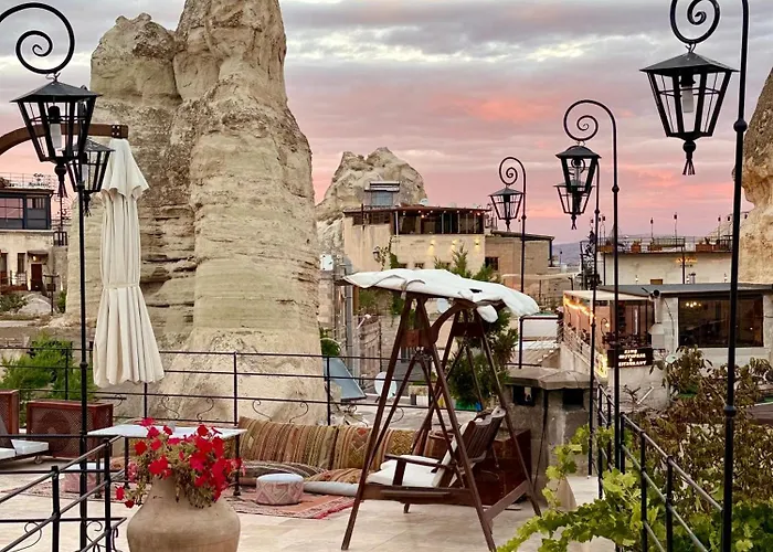 Century Cave Otel 2*